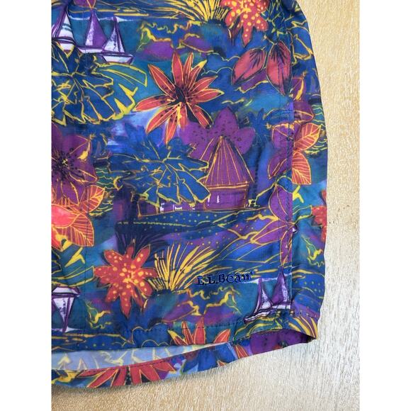 L.L. Bean Hawaiian Swim Shorts Size Small - Picture 2 of 8